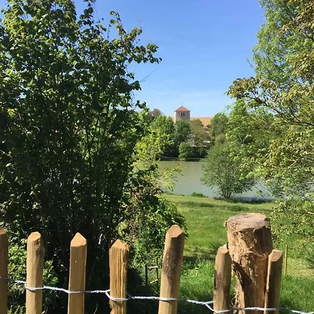 Le Vieux Château De Martin-lars *